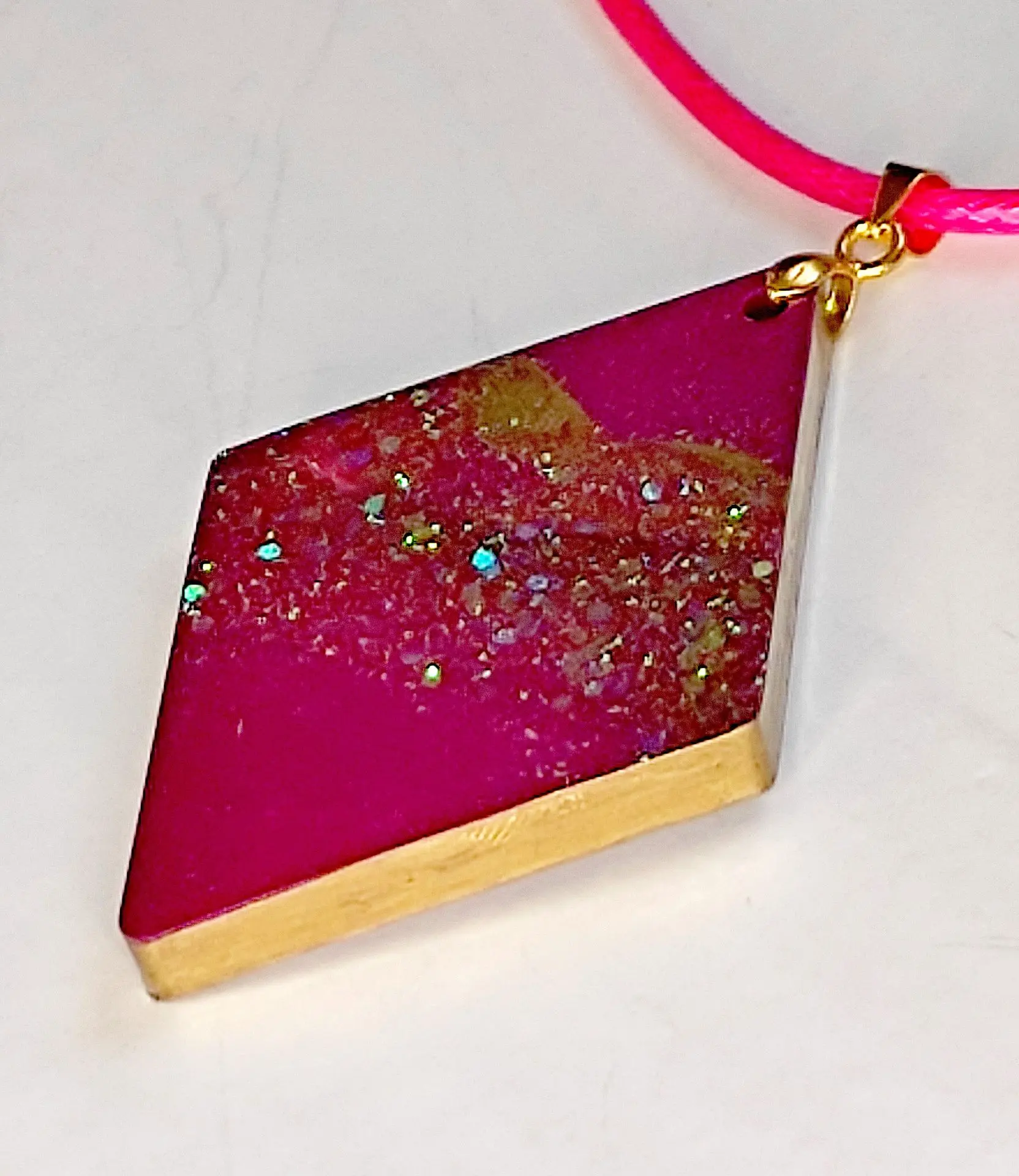Pendentif rose or personnalisé NOX MAGICA