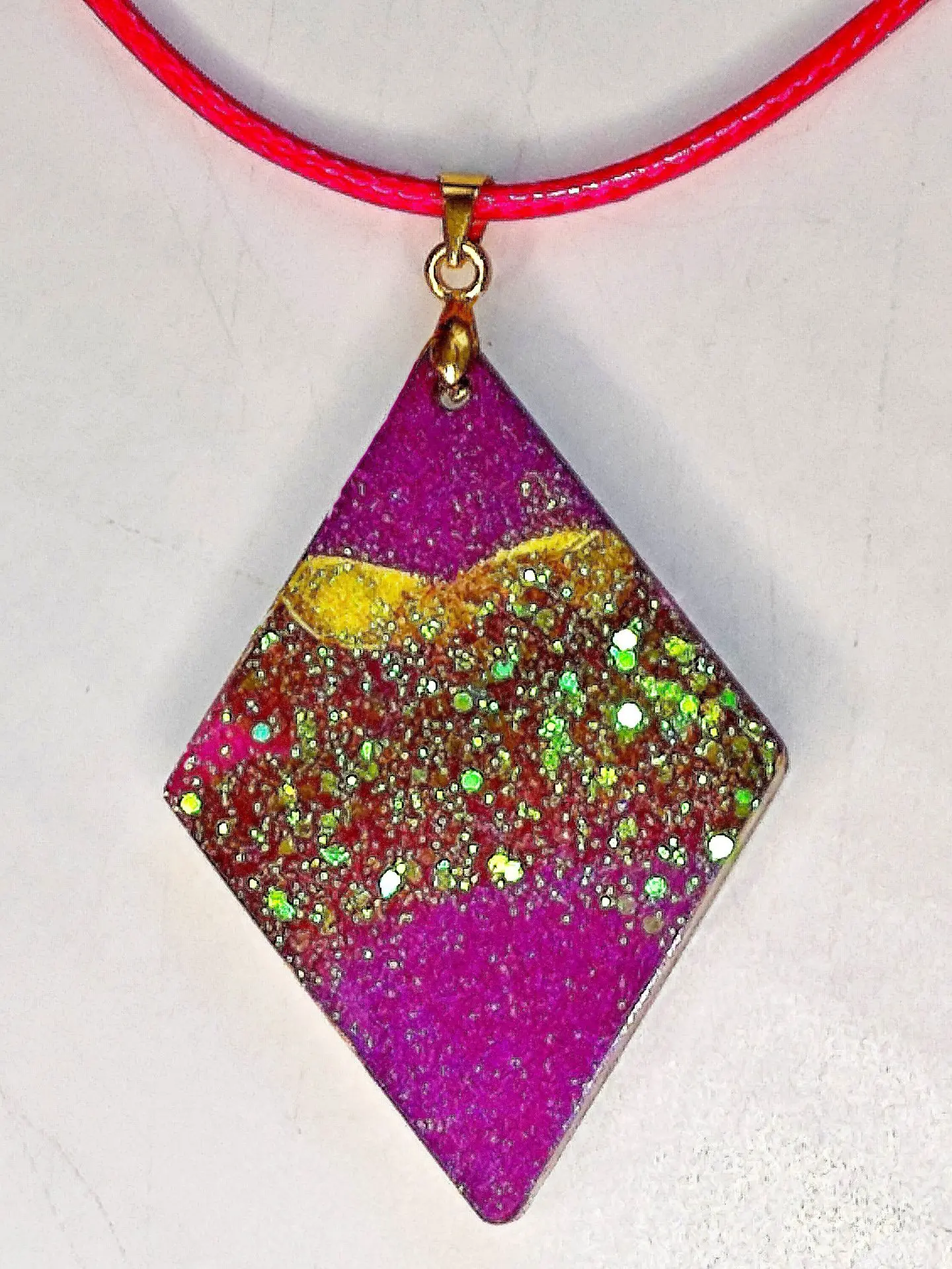 Pendentif rose or personnalisé NOX MAGICA